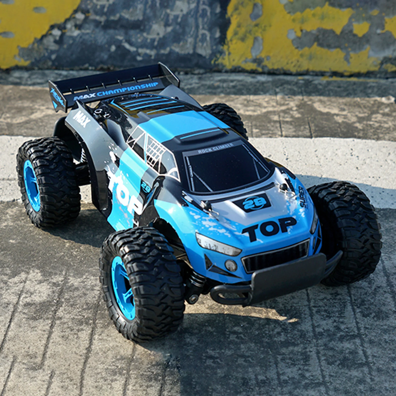

1/14 Scale 2.4G Car 2WD High Speed 12km/h All Terrains Off Road RC Crawler Truck Holiday Party Gift for Kid Children