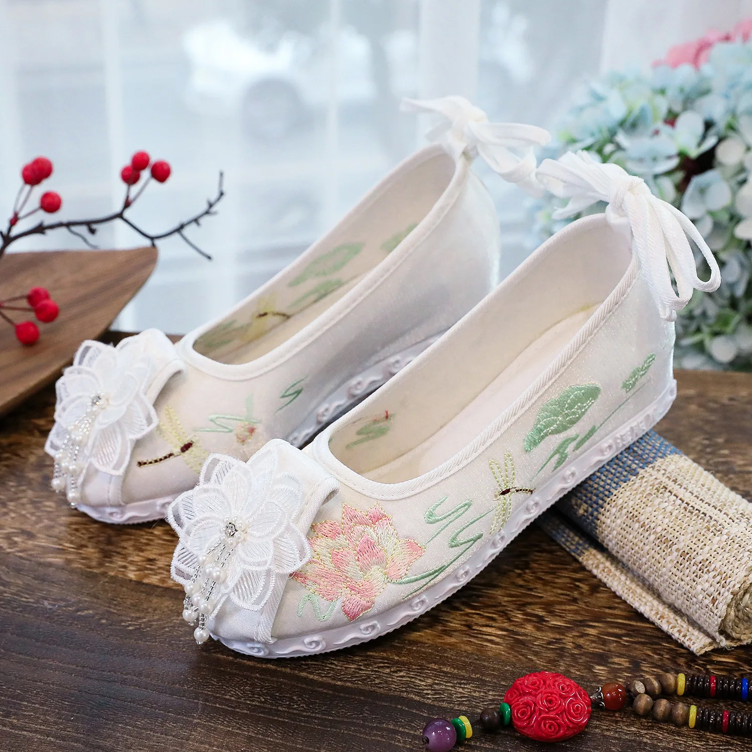 3D Цветочные туфли Play Lotus новый стиль внутренняя обувь увеличивающая рост древние