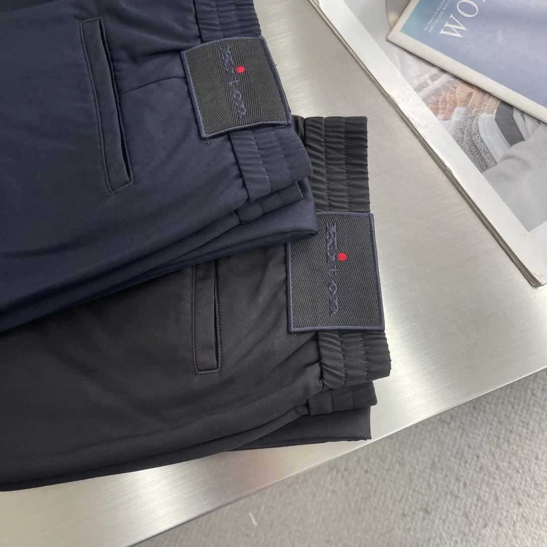 Фото Kiton 26ss: Новые итальянские простые и удобные прямые повседневные брюки для весны и лета №5