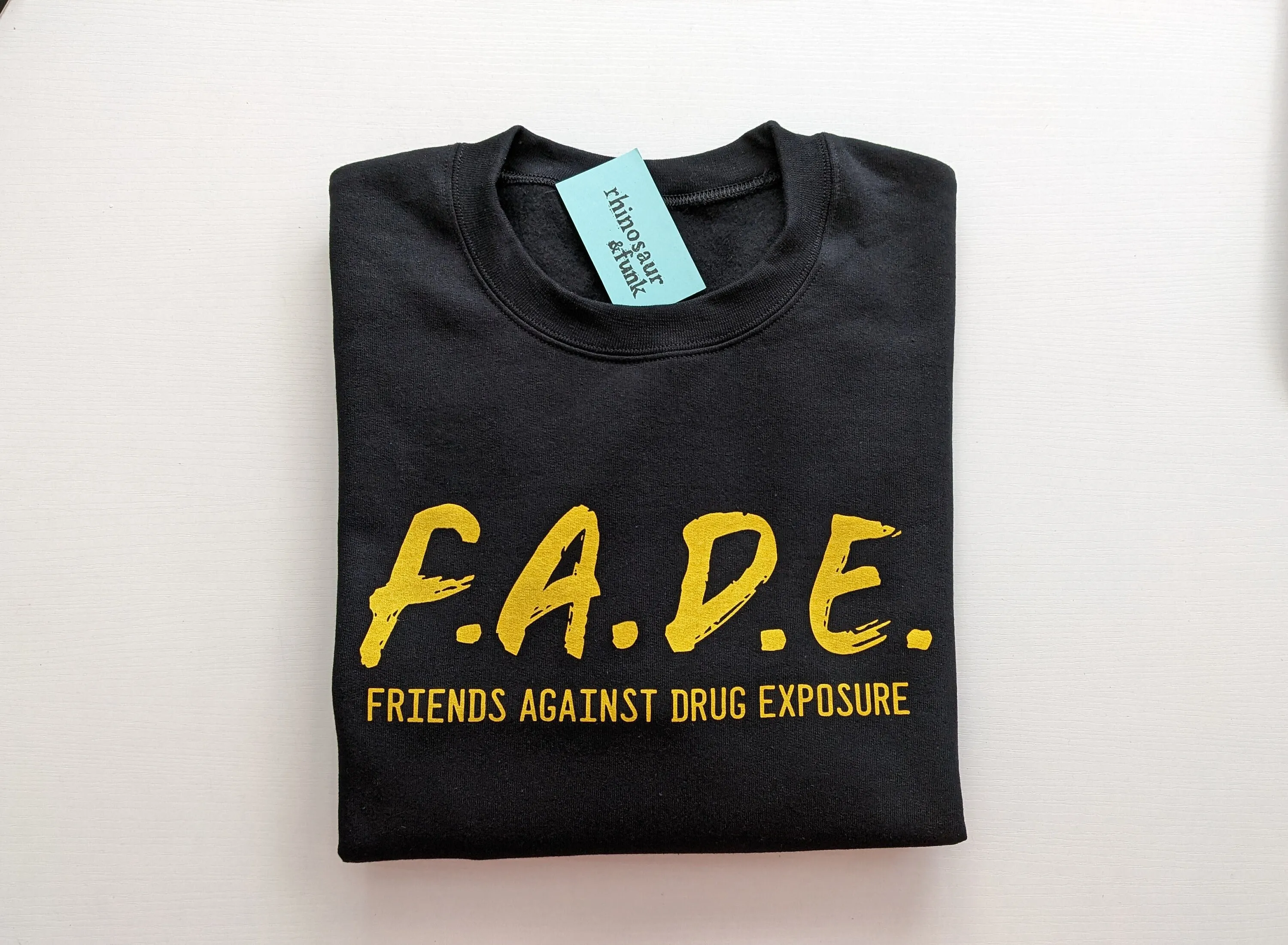 Футболка FADE Friends Against Drug Exposure SweaT или