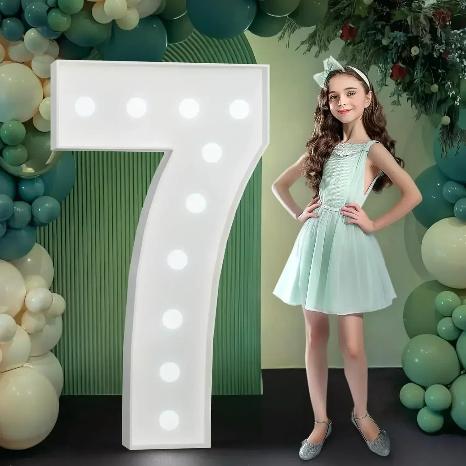 

Светящиеся картонные цифры 4 фута