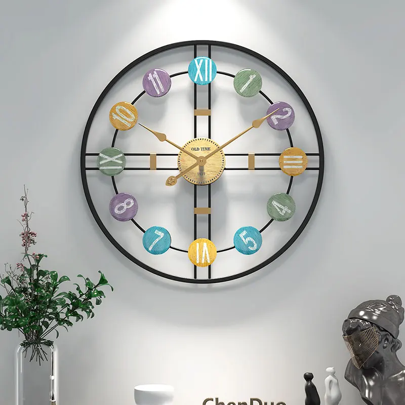 

Creative Wall Clock Modern Household Mute Atmospheric Clock Simple Personality Trend Art Clock