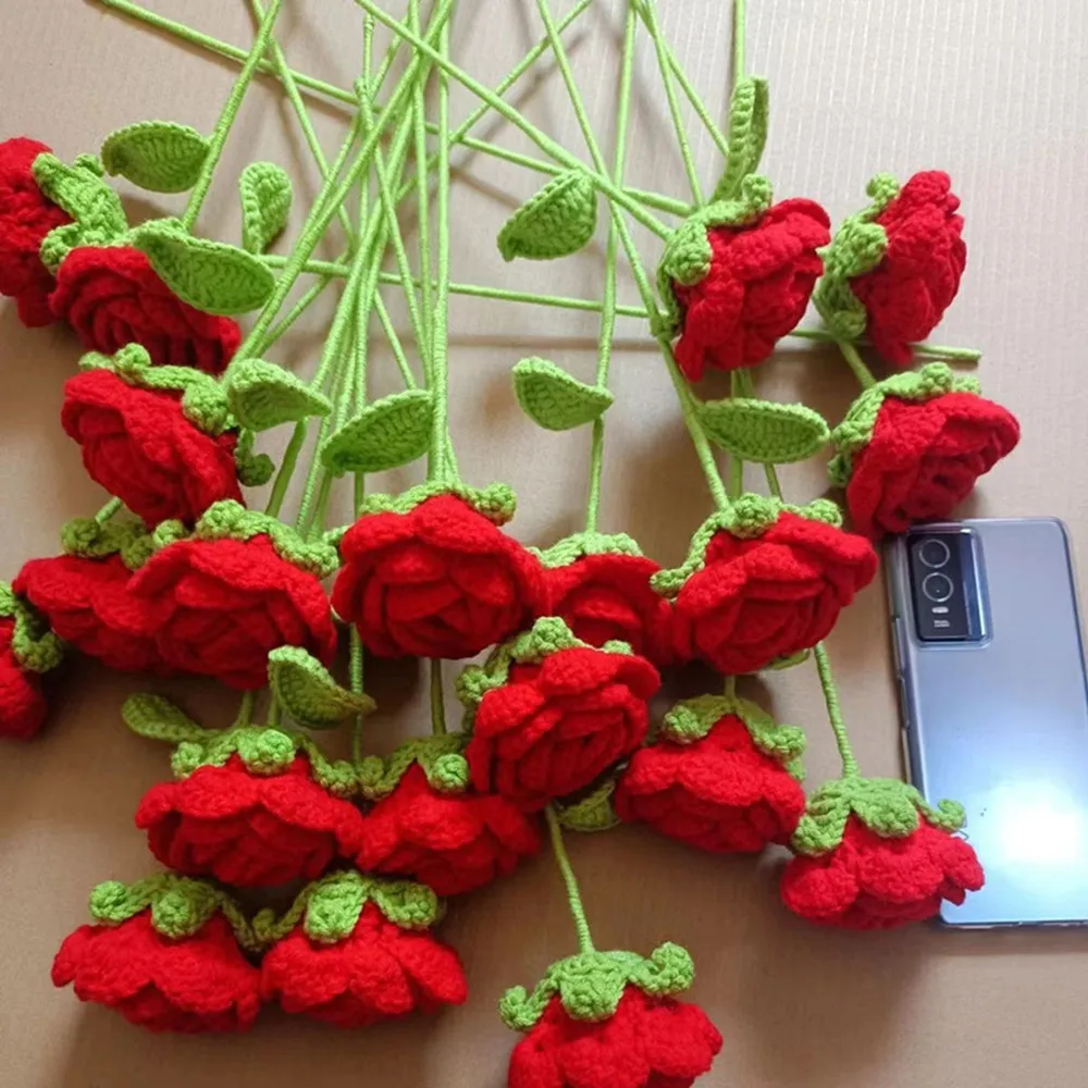 Red Rose Crochet Bouquet Wwedding Decoration Artificial Flower Party Home Decoration Handmade Flower Holiday Gift