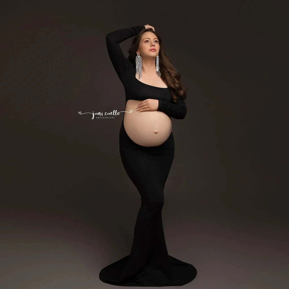 Длинное платье с квадратным вырезом и длинным рукавом