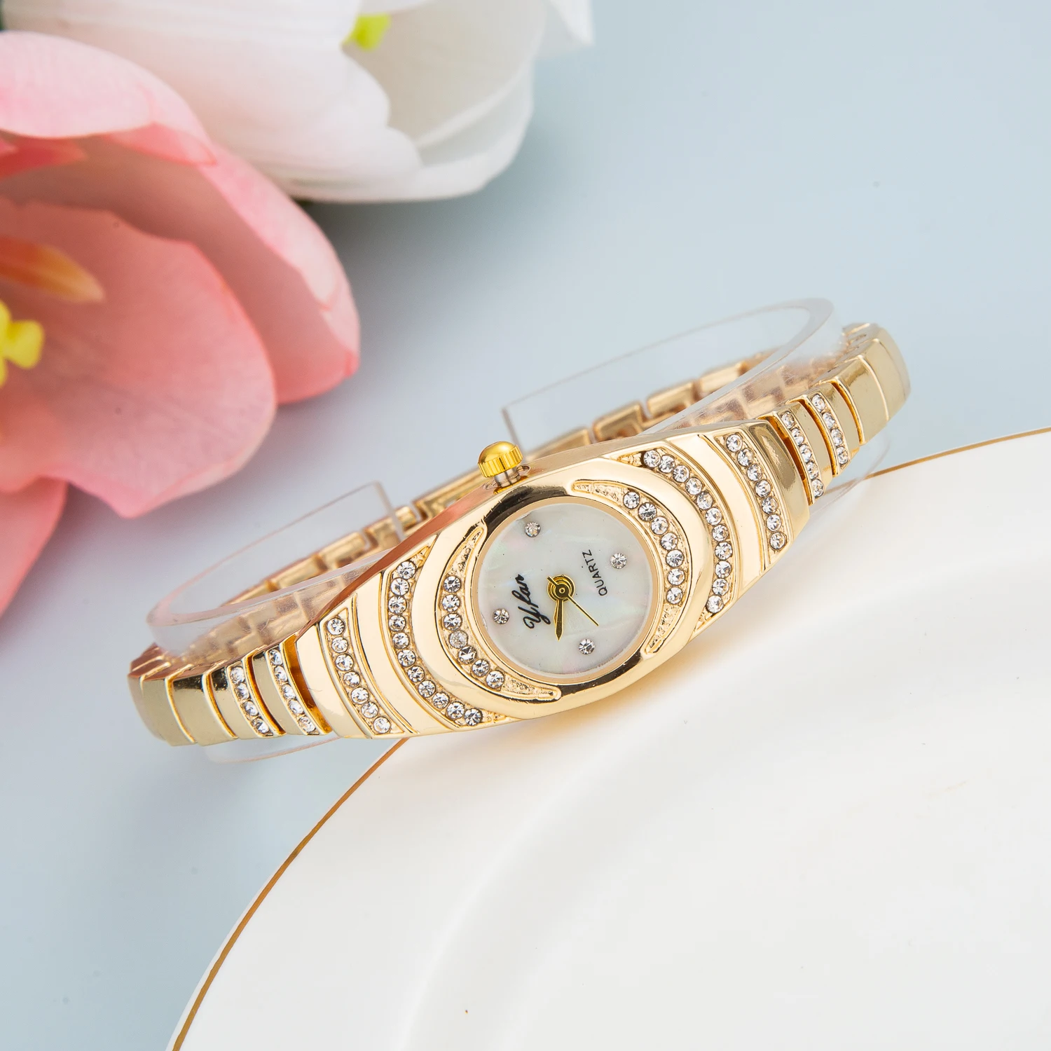 New Luxury K Gold Crystal Diamond Watch Dresses for Women 2023 Fashion Quartz Wristwatches Gift reloj relojes Free Shiping