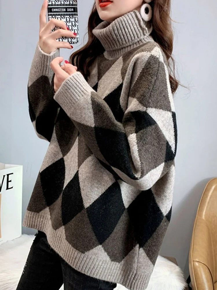

Новинка Осень-зима, Женский вязаный свитер FMFSSOM, модная Повседневная Женская водолазка с узором ромбиками, теплые свободные пуловеры с длин...