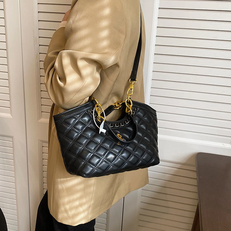 Large Capacity Handbags For Women 2023 New Popular Totse Bag Texture All-match Shoulder Bags Luxury Designer Crossbody Bags