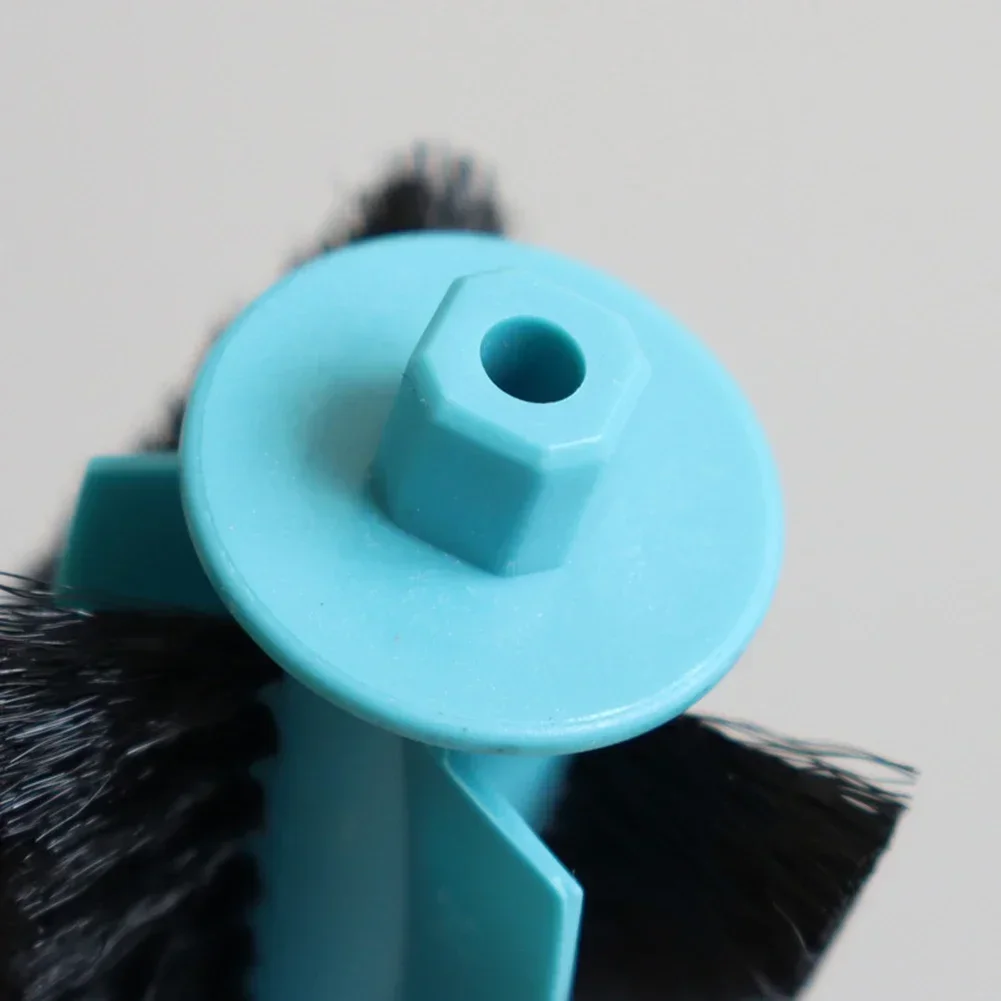 Полный комплект для чистки углов и кромок Thorough Clean с роботом-пылесосом Cecotec Conga 2299