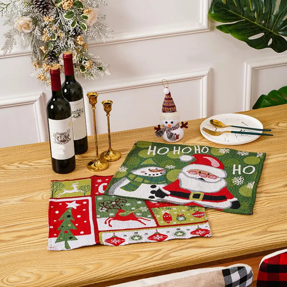 

Wear-resistant Beautiful Xmas Dining Kitchen Table Mat Easy Care Dining Table Mat Cartoon Design for Party