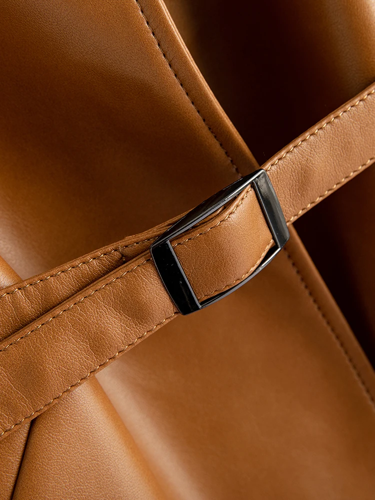 Женское кожаное пальто Haining короткое осеннее 2024 новая модная кожаная куртка на