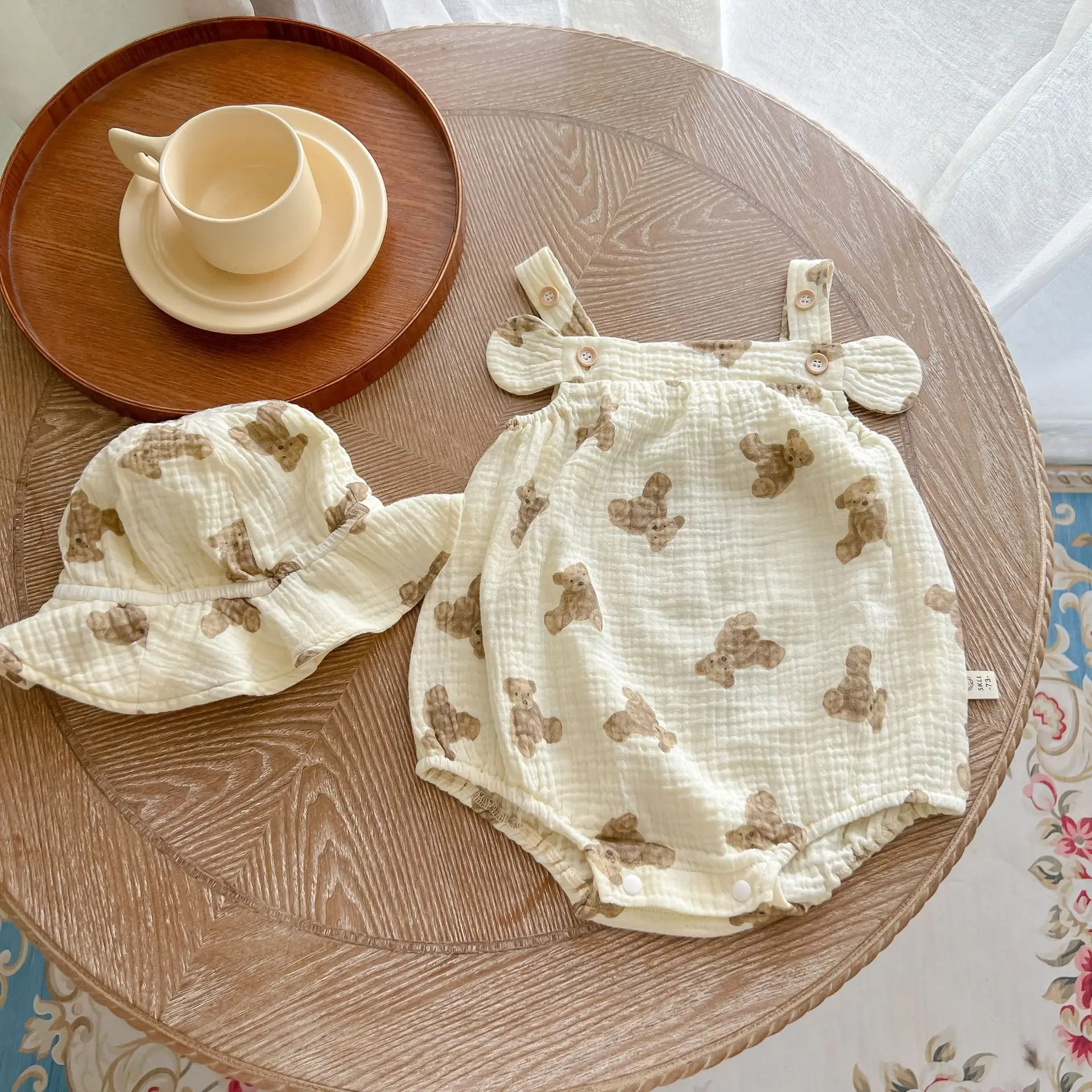 2022 Summer New Baby Sleeveless Bodysuit + Hat Cute Bear Print Infant Girl Jumpsuit Cotton Baby Toddler Boy Cartoon Bear Clothes