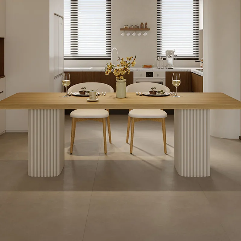 Европейский роскошный обеденный стол в центре вестибюля отеля офис гостиная