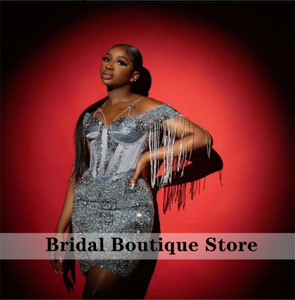 

Sparkly Sexy Short Prom Dresses Off Shoulder Major Sequins Beaded Birthday Party Dress Mini Cocktail Homecoming Robe De Bal