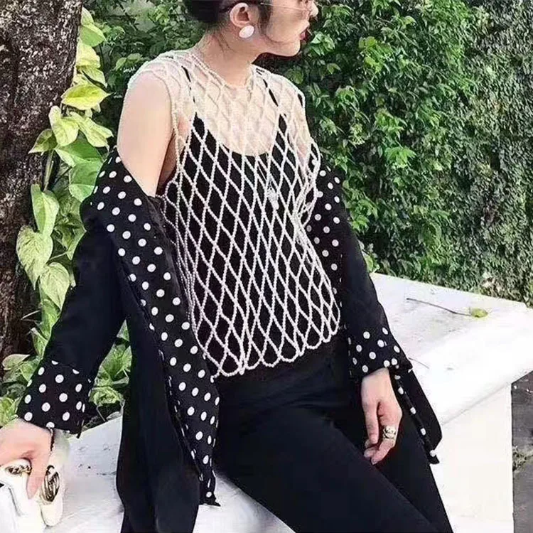 

Женская блузка-жилет ручной работы, с пластиковым жемчугом