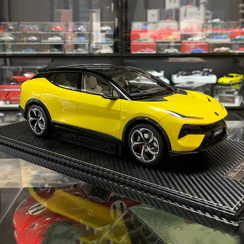Оригинальная модель автомобиля из сплава LOTUS NYO 1:18 коллекционное издание для