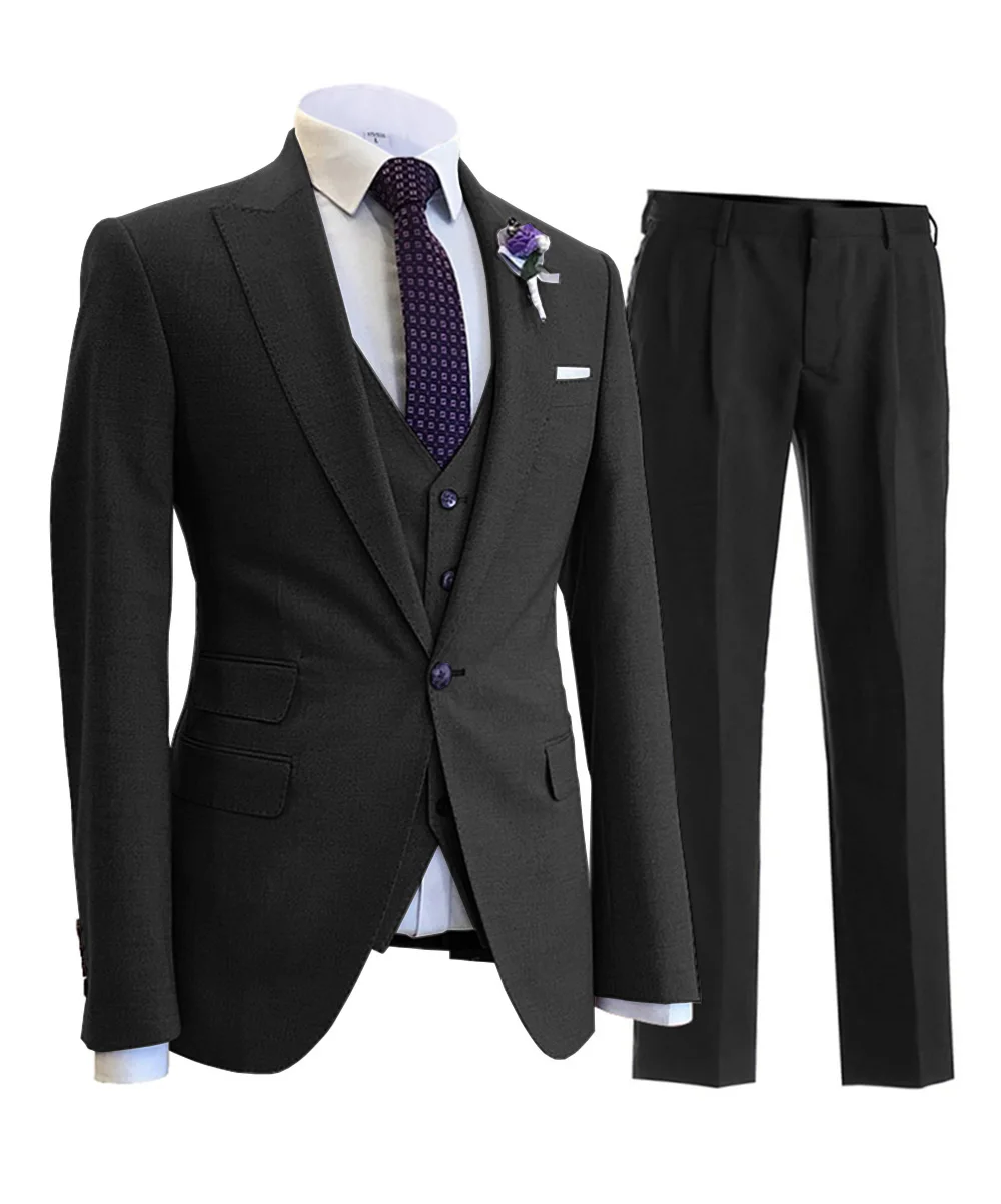 Мужской костюм из трех предметов элегантный шерстяной приталенный с зубчатыми