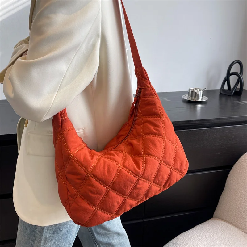 

Shoulder Bag Diamond Grid Bag Down Bag Women Bag Nylon Quilted Padded Short Handle Totes Lady Soft Shoulder Satchels Bags