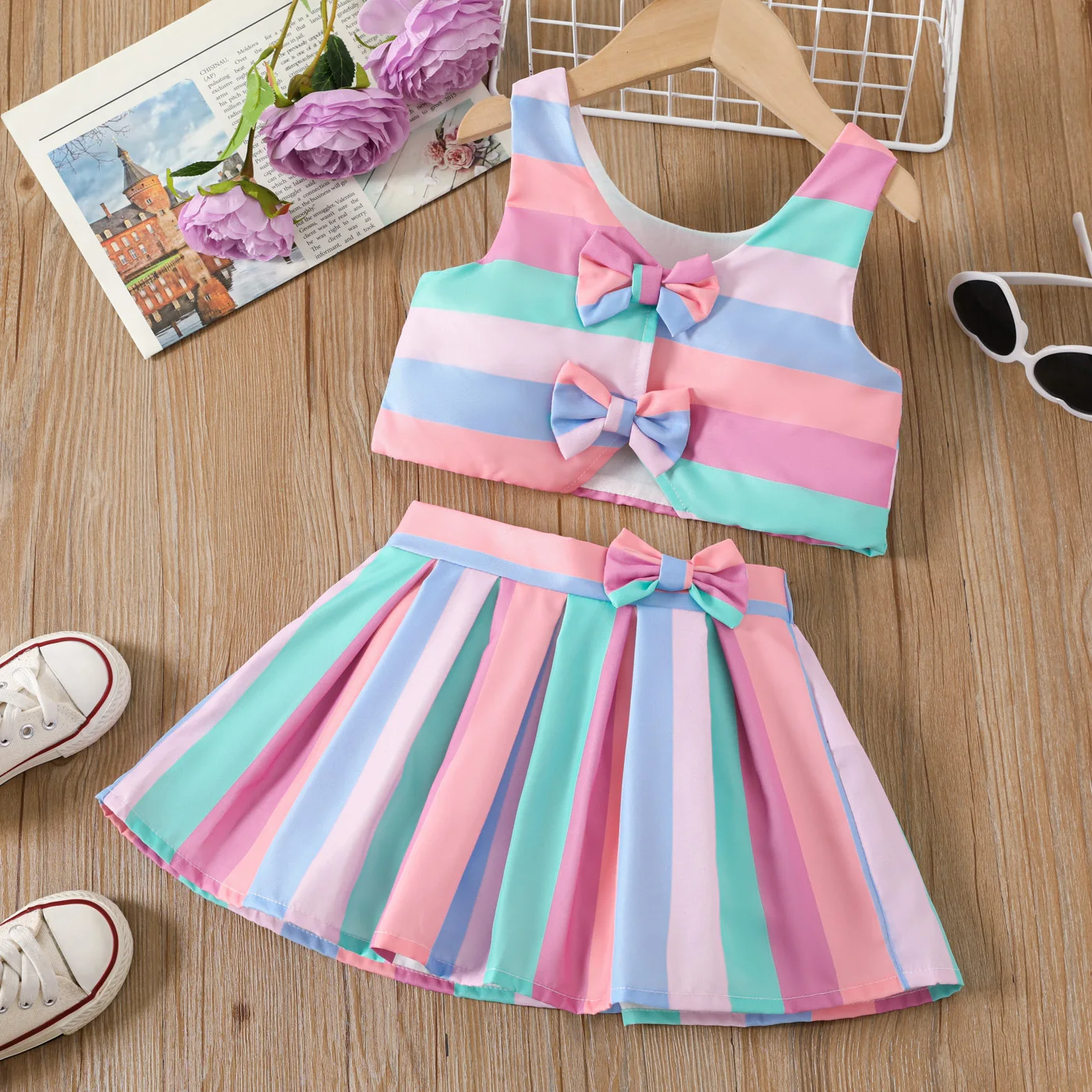 

PatPat 2pcs Toddler Girl Stripe Bow Decor Sleeveless Top and Skirt Set