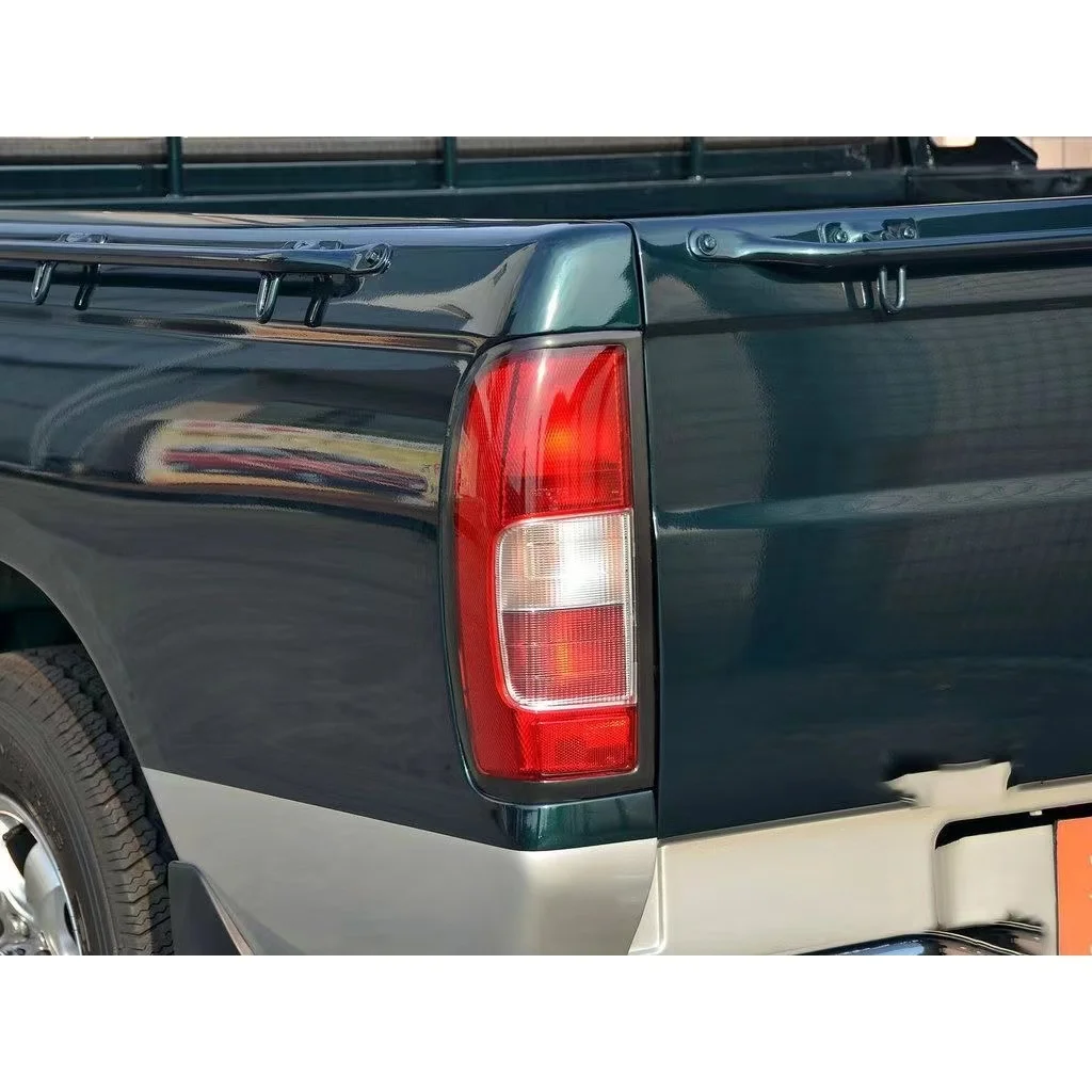 

Rear stop Tail Light for Nissan Vernon D22 P27 pickup Tail Light