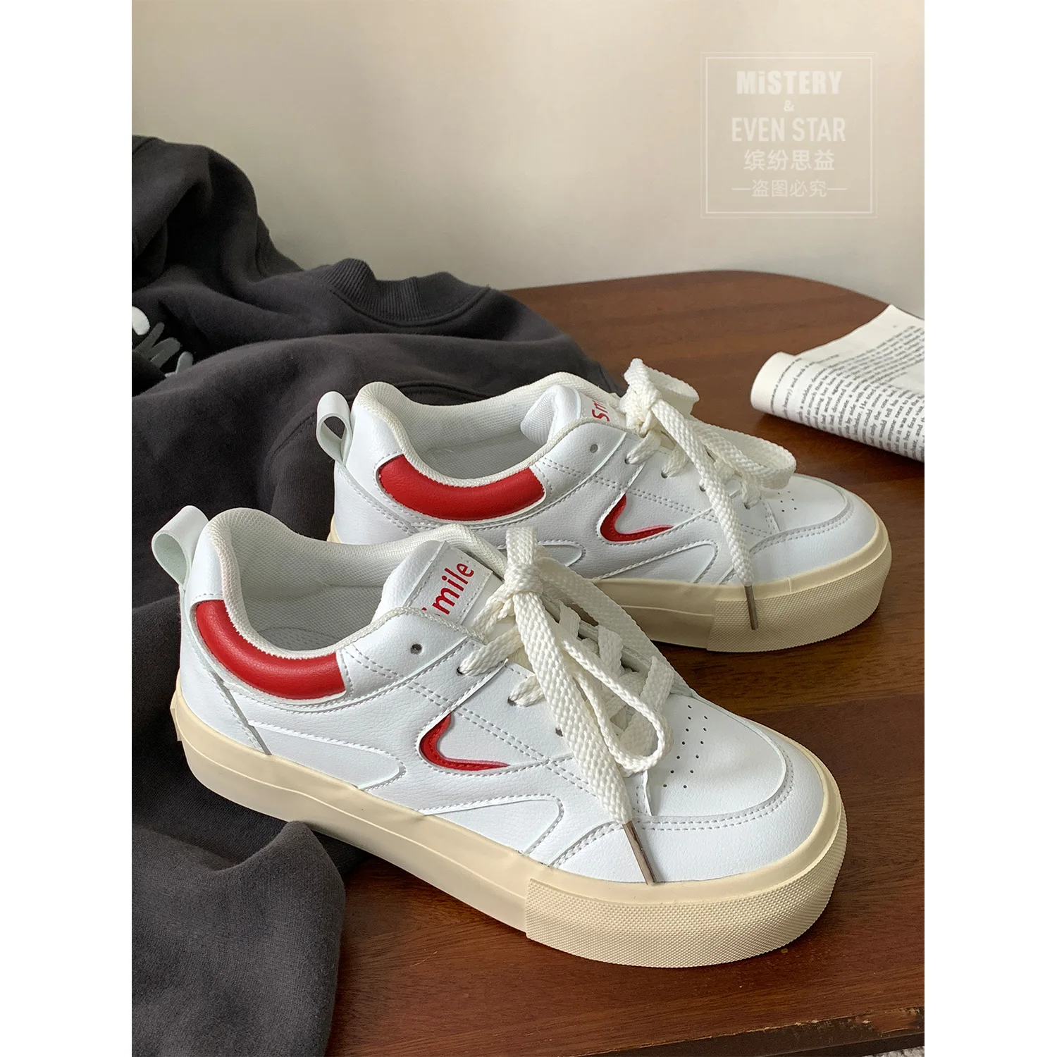 New fashion women's casual shoes, suffocating fashion trend women's shoes, versatile