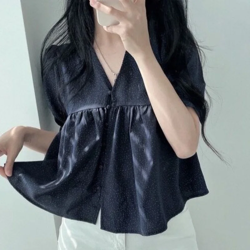

Женская блузка Корейская шикарная летняя новая рубашка свободного покроя во французском стиле с V-образным вырезом и рукавами-фонариками Т...