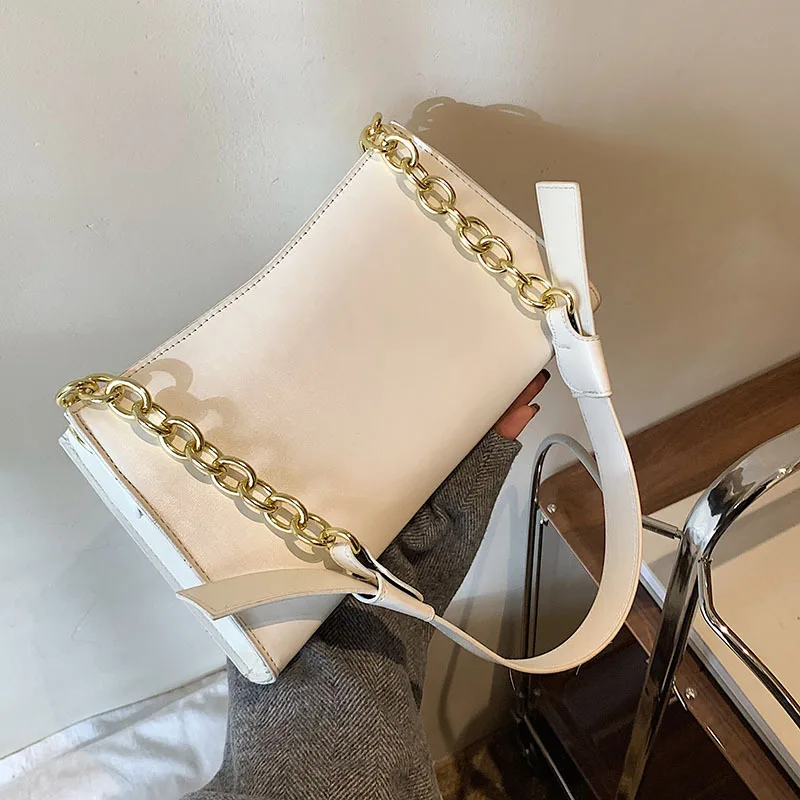 

Модная женская сумка на плечо 2023new, простая дизайнерская сумка через плечо, женская сумка через плечо, брендовая дизайнерская однотонная су...