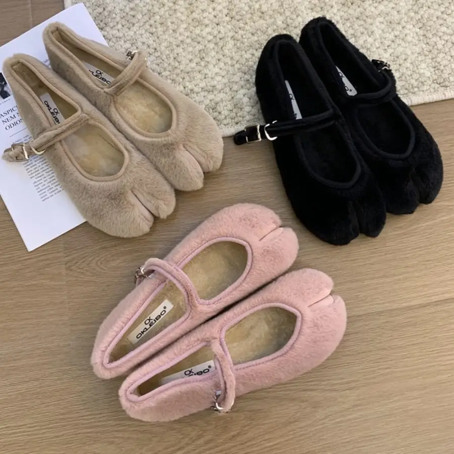 

Bailamos Brand Women Wool Split Toe Flats Femme Buckle Belt Plush Moccasins Warm Cotton Loafers Fur Mary Janes Winter Shoes Muj