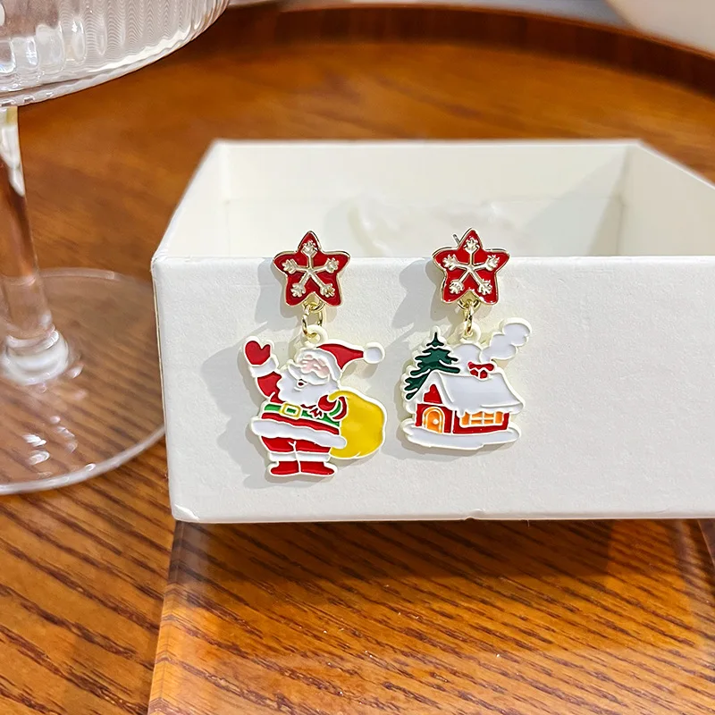 

Hot Sale New 2022 Christmas Cartoon Fashion Stud Earrings Silver Pin Wholesale Women Jewelry