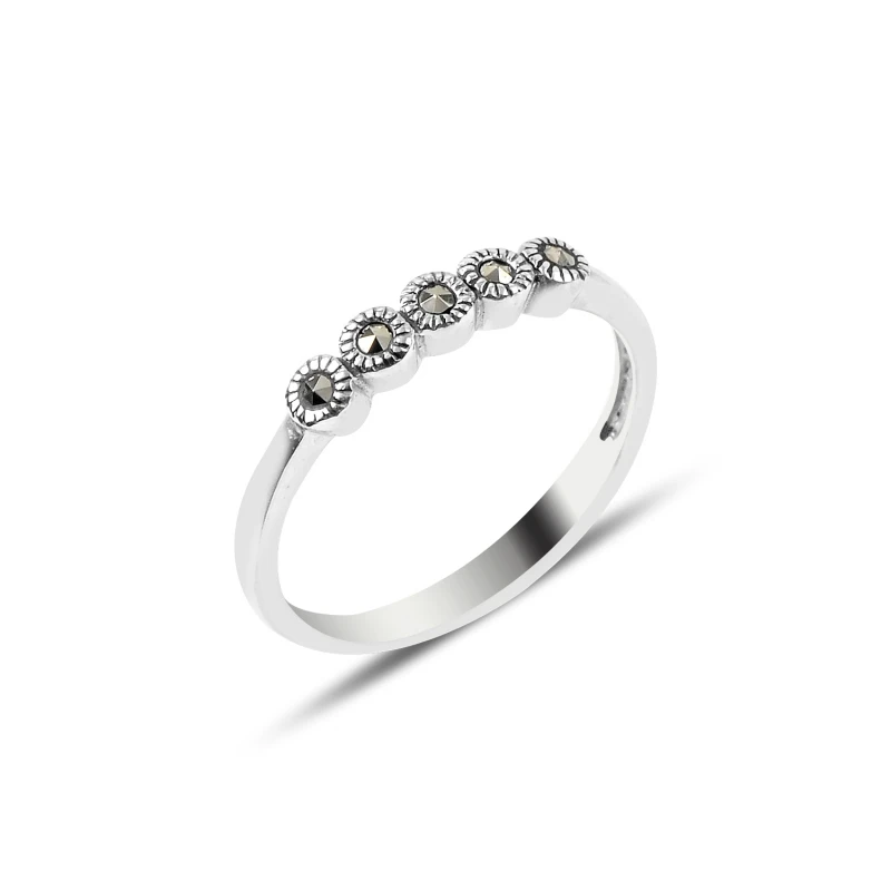 

Серебряное 925 пробы марказитовое кольцо