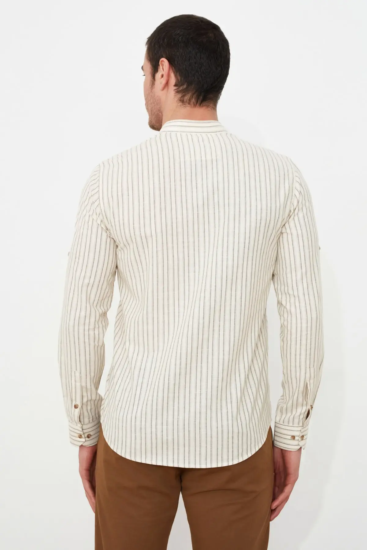 

Trendyol Male Slim Fit Crew Neck Epaulets Striped Shirt TMNSS21GO0772