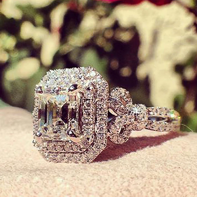 

Huitan Temperament Sweet Women's Rings with Dazzling Cubic Zirconia Stone Bowknot Ring 2023 Engagement Wedding Trendy Jewelry