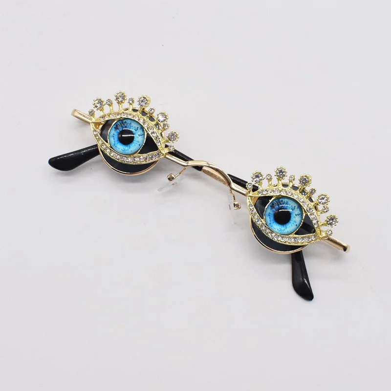 

Солнцезащитные очки в стиле барокко с круглыми кристаллами