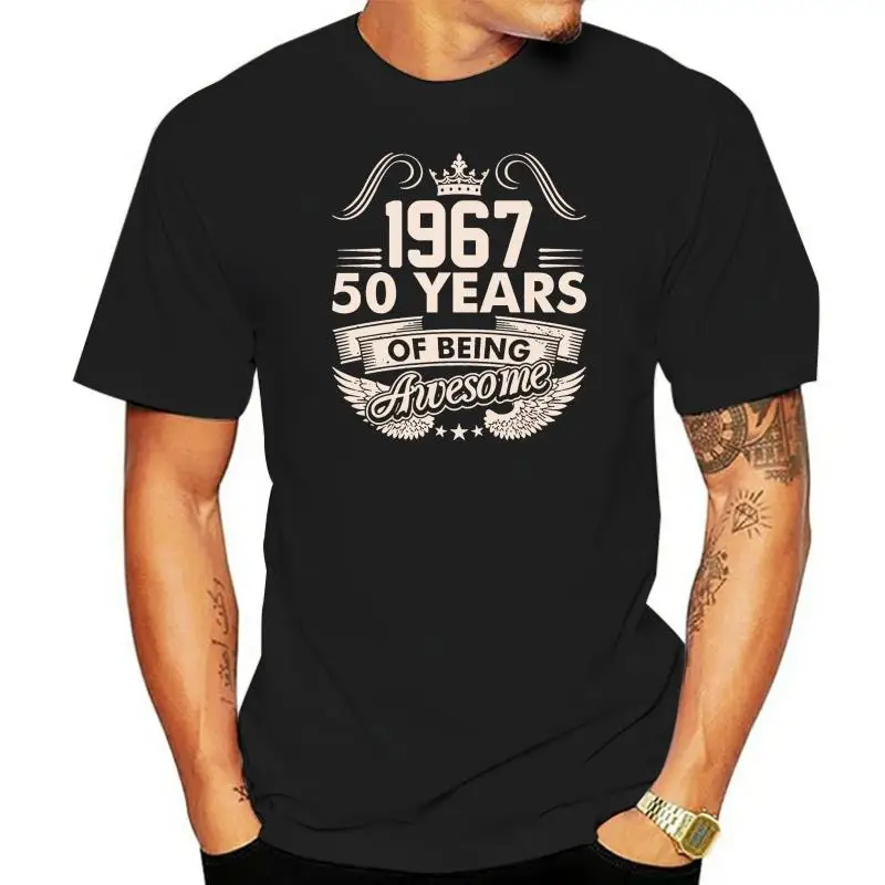 

Футболки с логотипом, 100% хлопок, на день рождения 50 лет, потрясающая с 1967 года, Мужская футболка с круглым вырезом и коротким рукавом