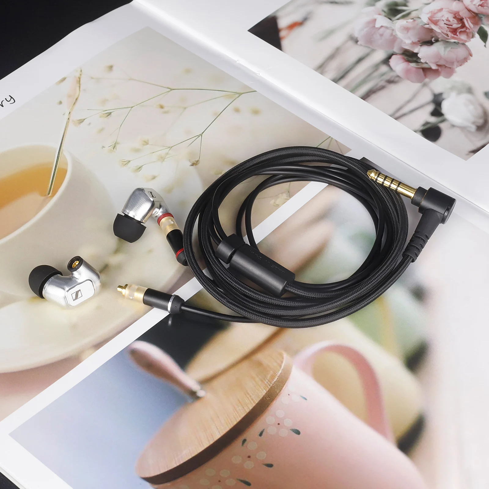 OKCSC Headphone Converter MMCX Cable Connected to Sennheiser IE300 IE600 IE900 Headsets Audio Jack Adapter