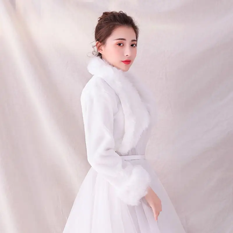 Женская зимняя короткая куртка Y1UE с длинным рукавом изогнутым подолом ворсом