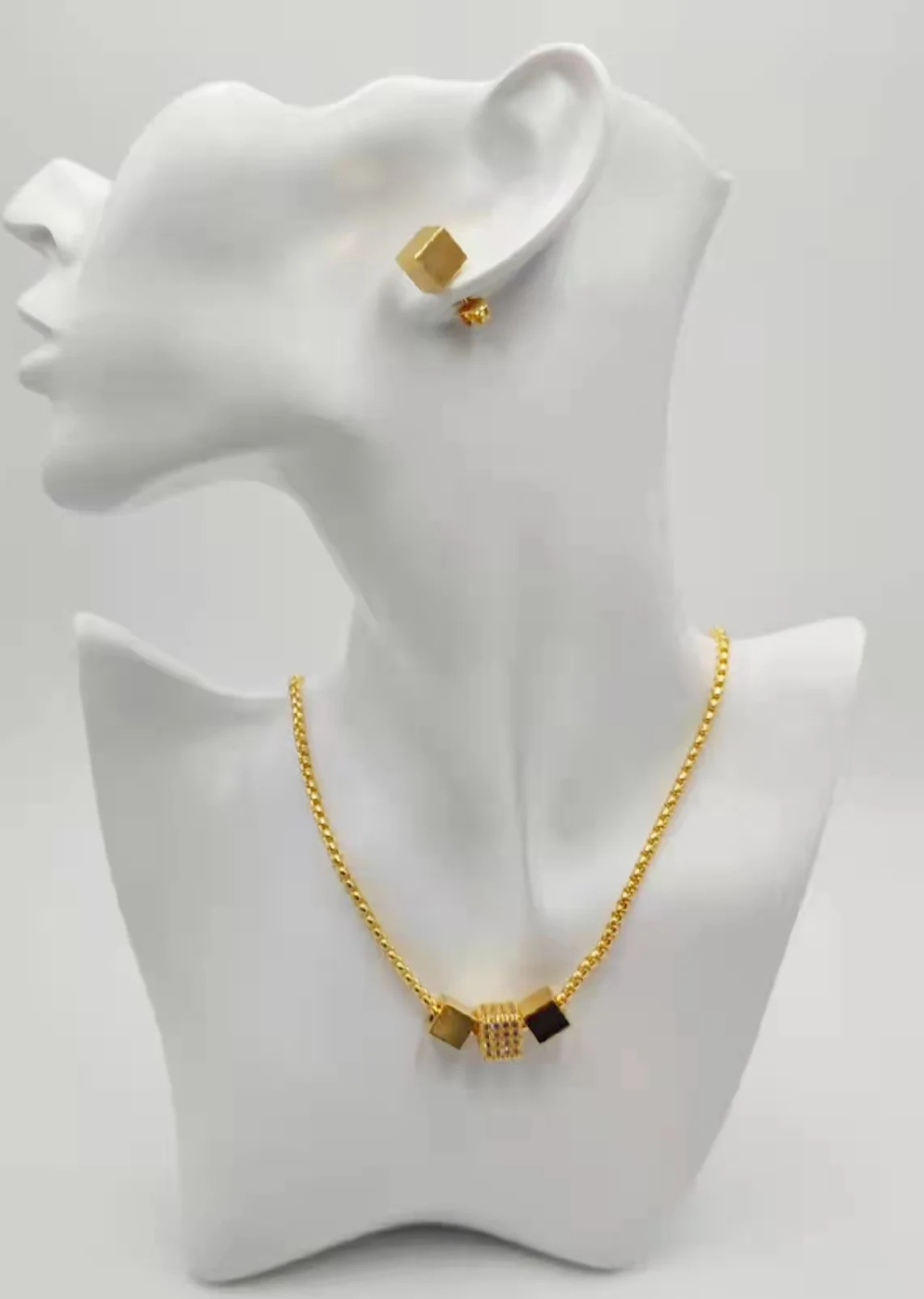 

New Fashion Necklace Earrings Wedding Set Bridal Bridesmaid Accessories Luxury Jewelry Exquisite Women Attending The Banquet