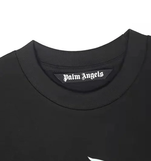 Футболка с коротким рукавом и принтом пальмовые ангелы |