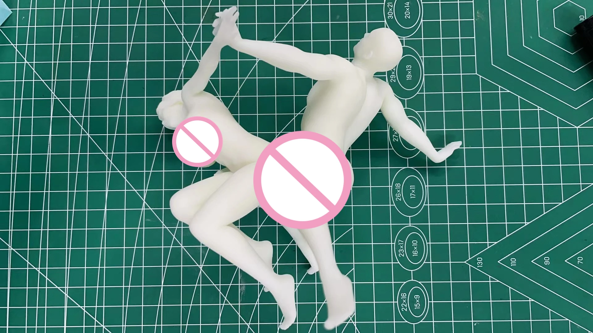 

NSFW 150mm Die Cast Resin Model Assembly Kit Girl Model (Unpainted) Resin Model Toy Kit 2 People Suck