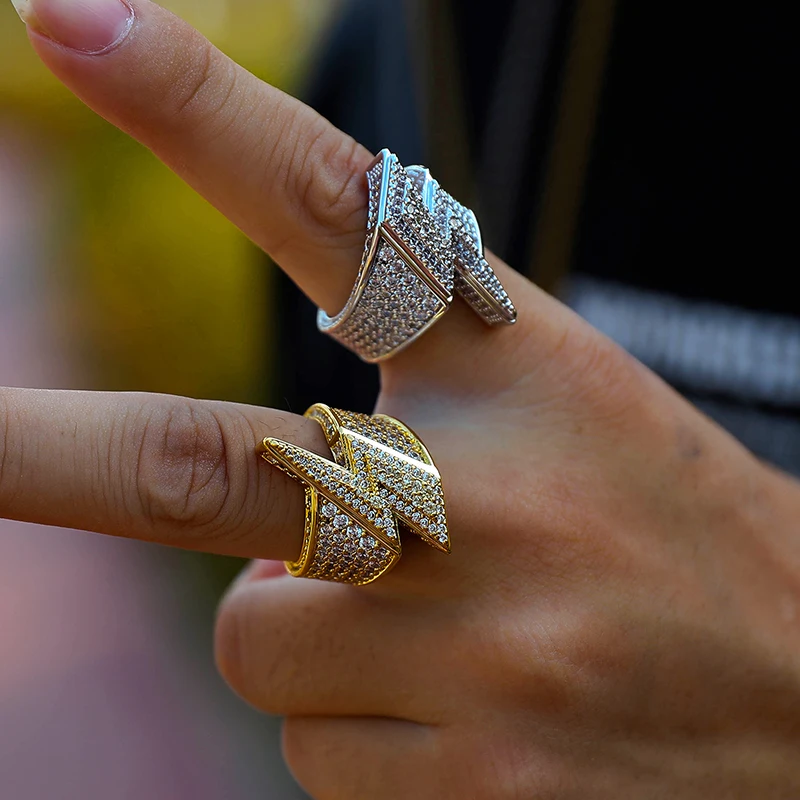 

Shiny Lightning Design Rings Iced Out Cubic Zircon Gold Silver Color Personality Hip Hop Jewelry For Men Women