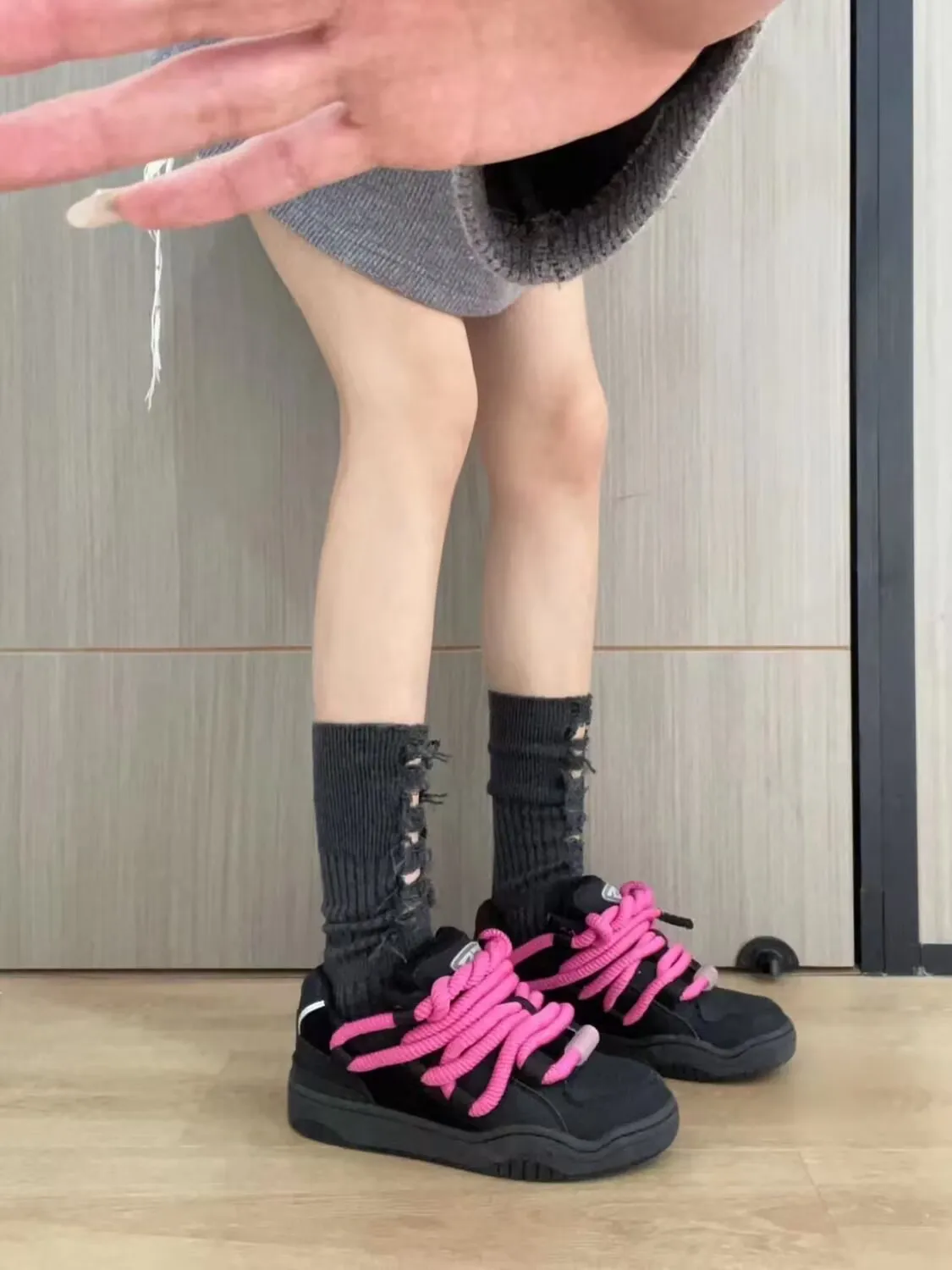 Casual Shoes for Women Running Shoes Breathable Outdoor Sports Shoes Lightweight Sneakers Comfortable Athletic Training Footwear