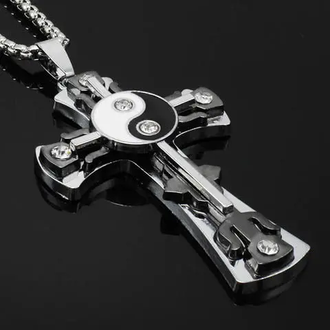 Большой кулон с перекрестными бусинами серебристого цвета в готическом стиле |