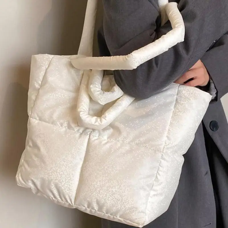 

Вместительная зимняя большая сумка-тоут, 2023 мягкие сумки, дизайнерские женские сумки на плечо, роскошные большие пуховые хлопковые сумки для покупок, кошельки