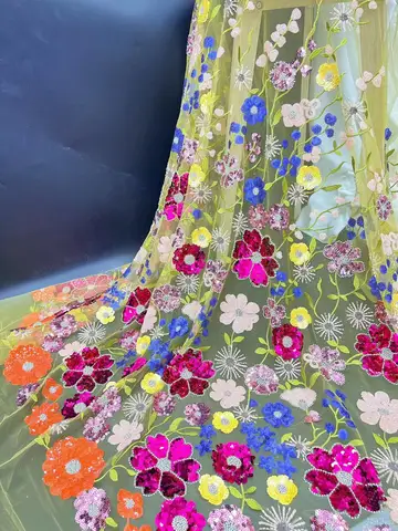 Абрикосовая сетчатая ткань с блестками для пошива