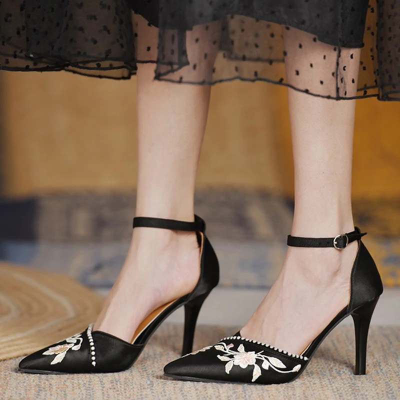 

Rimocy Retro Embroidery Thin Heels Shoes for Women Pointed Toe Ankle Strap Pumps Woman Plus Size Stiletto Heel Party Shoes Lady