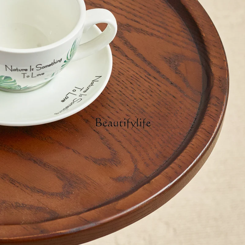 Небольшой приставной столик из цельного дерева во французском стиле ретро