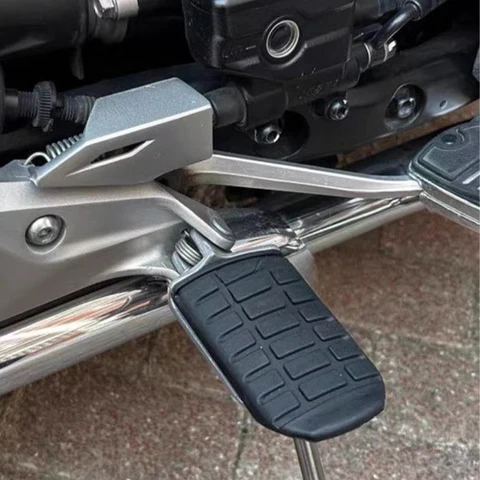 Подходит для Honda GL1800, передних педалей Gold Wing 1800, передних левых и правых педалей Gold Wing, пары передних педалей Gold Wing