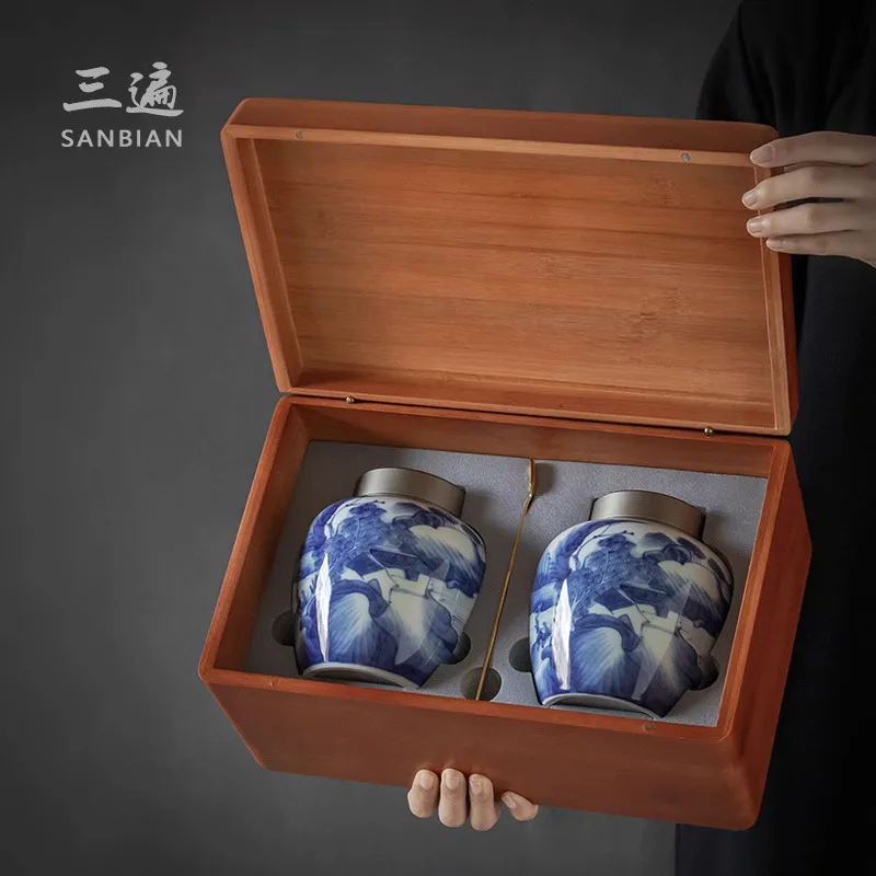 Ручная нарисованная синяя и белая фарфоровая банка 1 фунт в крышке керамическая