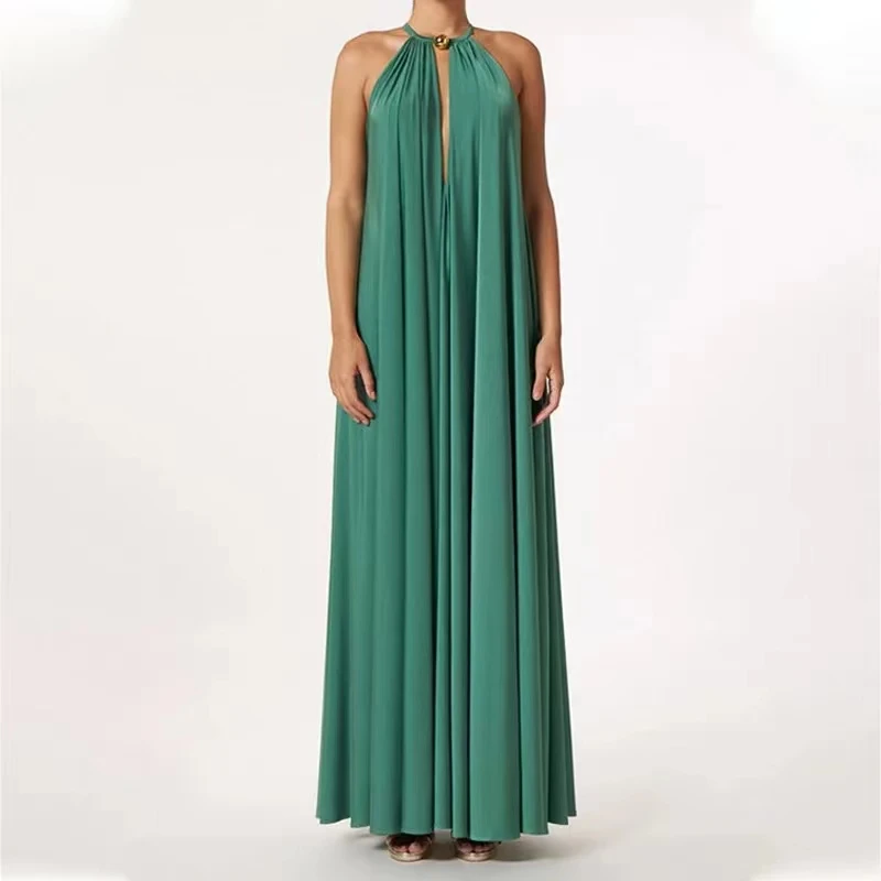 Рисунок 4 - Однотонное длинное платье с лямкой на шее 2023
