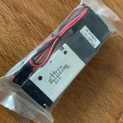 Оригинальный электромагнитный клапан KOGANEI A110-4E1-83-PSL/110-4E1-CPLL