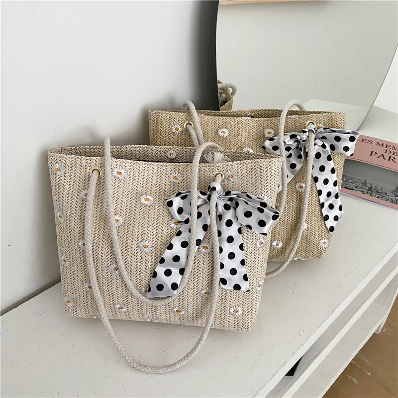 Женская соломенная сумка ручной работы, повседневная плетеная пляжная сумка в богемном стиле, лето 2022 Женская соломенная сумка ручной работы, повседневная плетеная пляжная сумка в богемном стиле, лето 2022